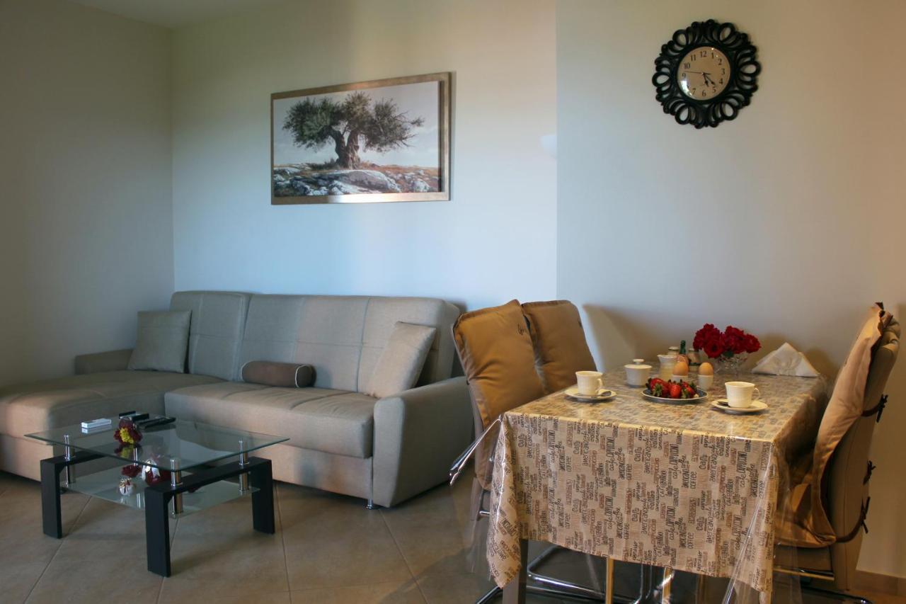 Sophias Villa Agios Stefanos Avliotes  ภายนอก รูปภาพ